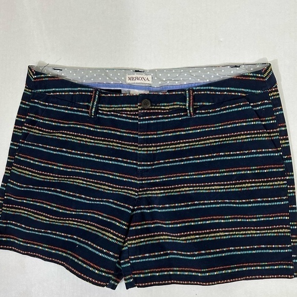 Merona sz 12 shorts navy background with a texture narrow striping very nice - Picture 1 of 11